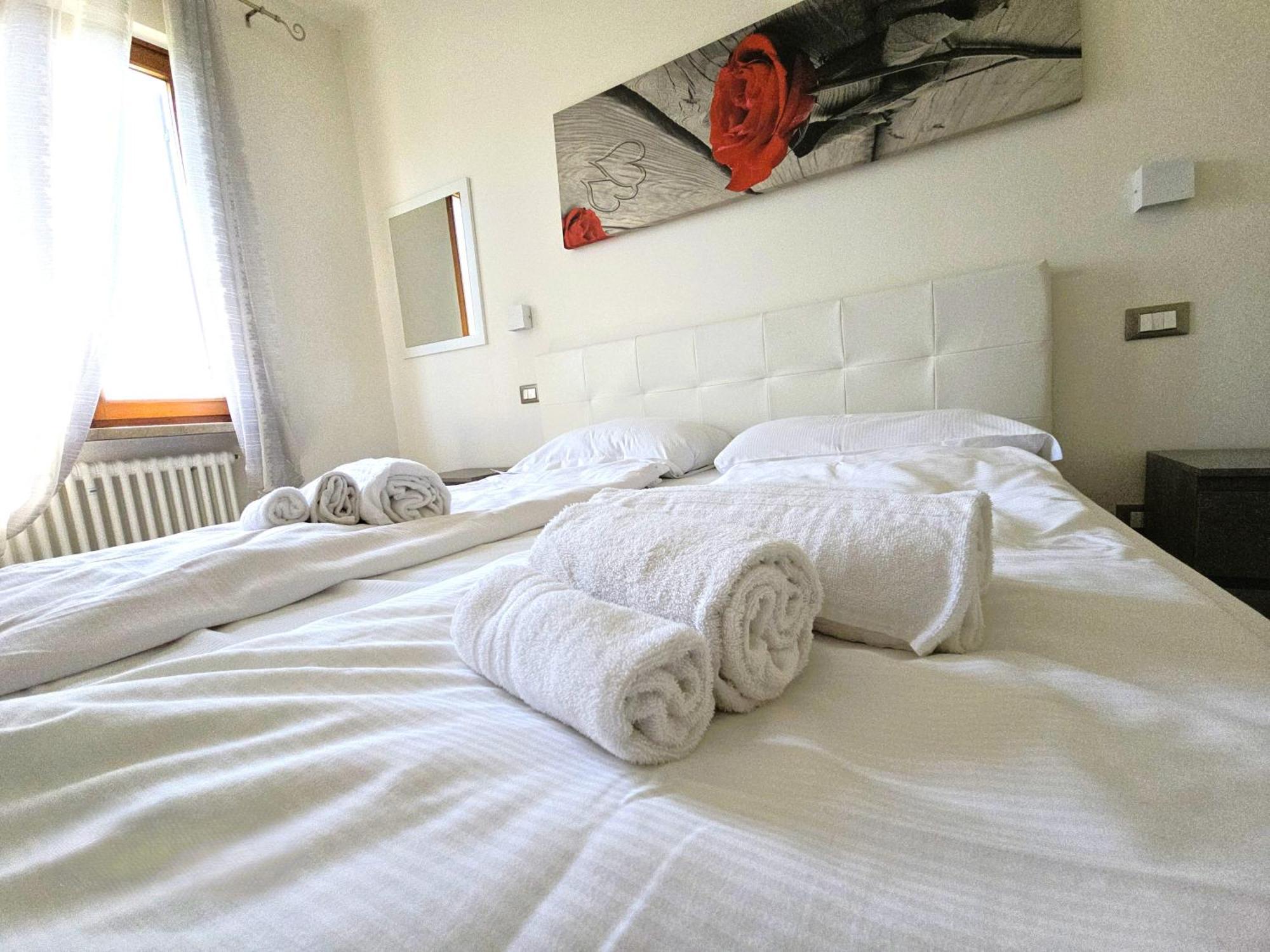 Aparthotel Relais Olivi Costermano