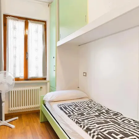Relais Villa Olivi Costermano Quarto foto